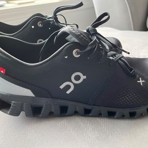 Cloud X 3 - Mens (Black) Size 8.5 Worn Once (Excellent Condition/Like New)